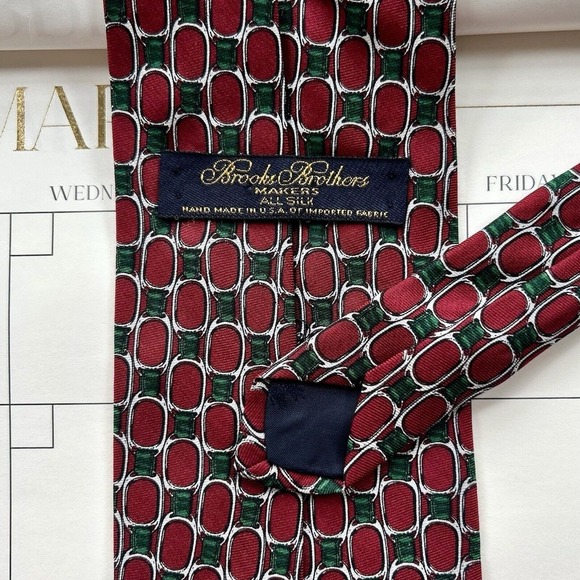 Brooks Brothers 100% Silk Tie Red Handmade in USA 56" - Picture 2 of 4
